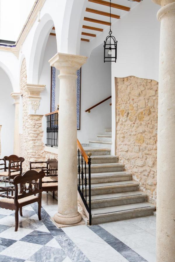 Hotel Tugasa Casa Palacio Medina Sidonia Экстерьер фото