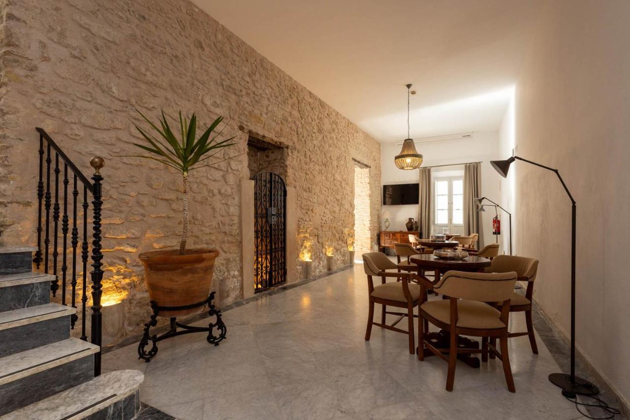 Hotel Tugasa Casa Palacio Medina Sidonia Экстерьер фото