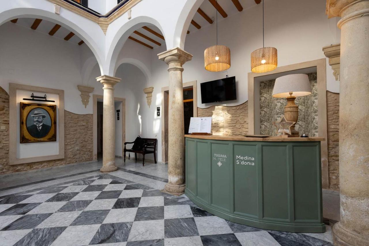 Hotel Tugasa Casa Palacio Medina Sidonia Экстерьер фото